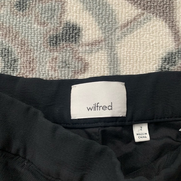 black wilfred shorts - Picture 1 of 3